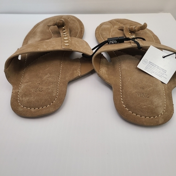 ZARA FLAT SPLIT SUEDE SLIDER SANDALS WITH STUDS Beige SIZE 10 | 1631/110/102 - Picture 9 of 9